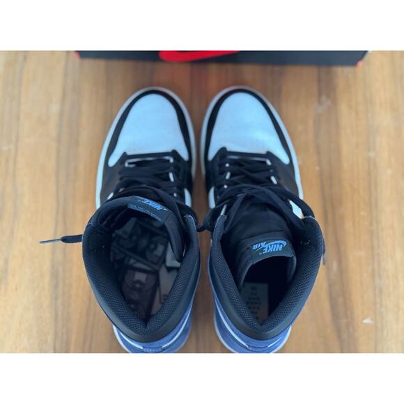 Air Jordan 1 Retro High OG Size 11